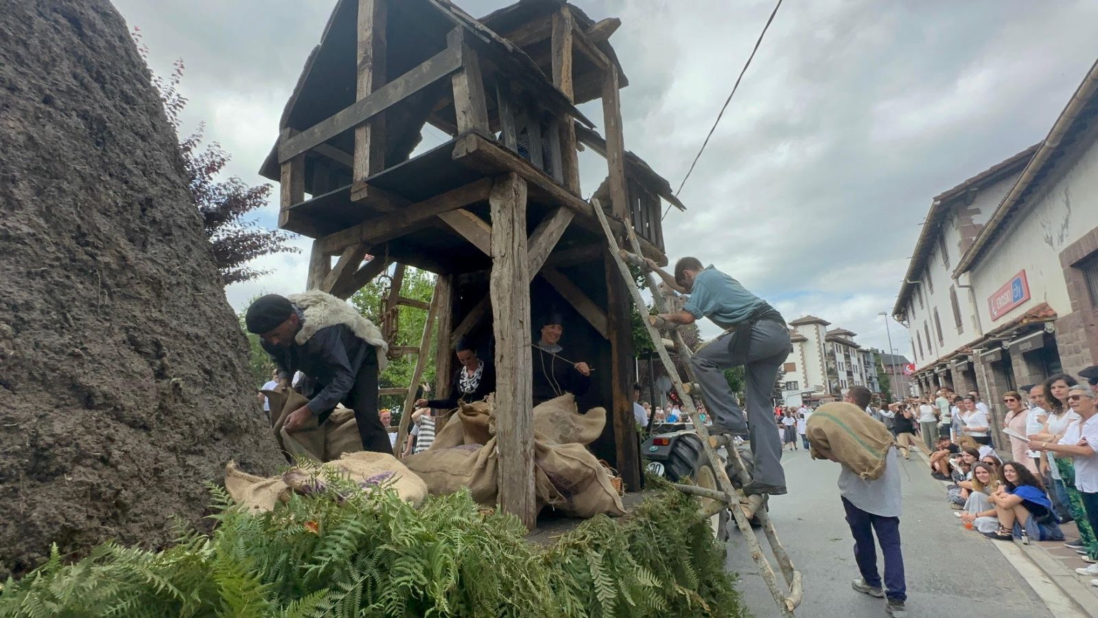 Multitudinario Baztandarren Biltzarra