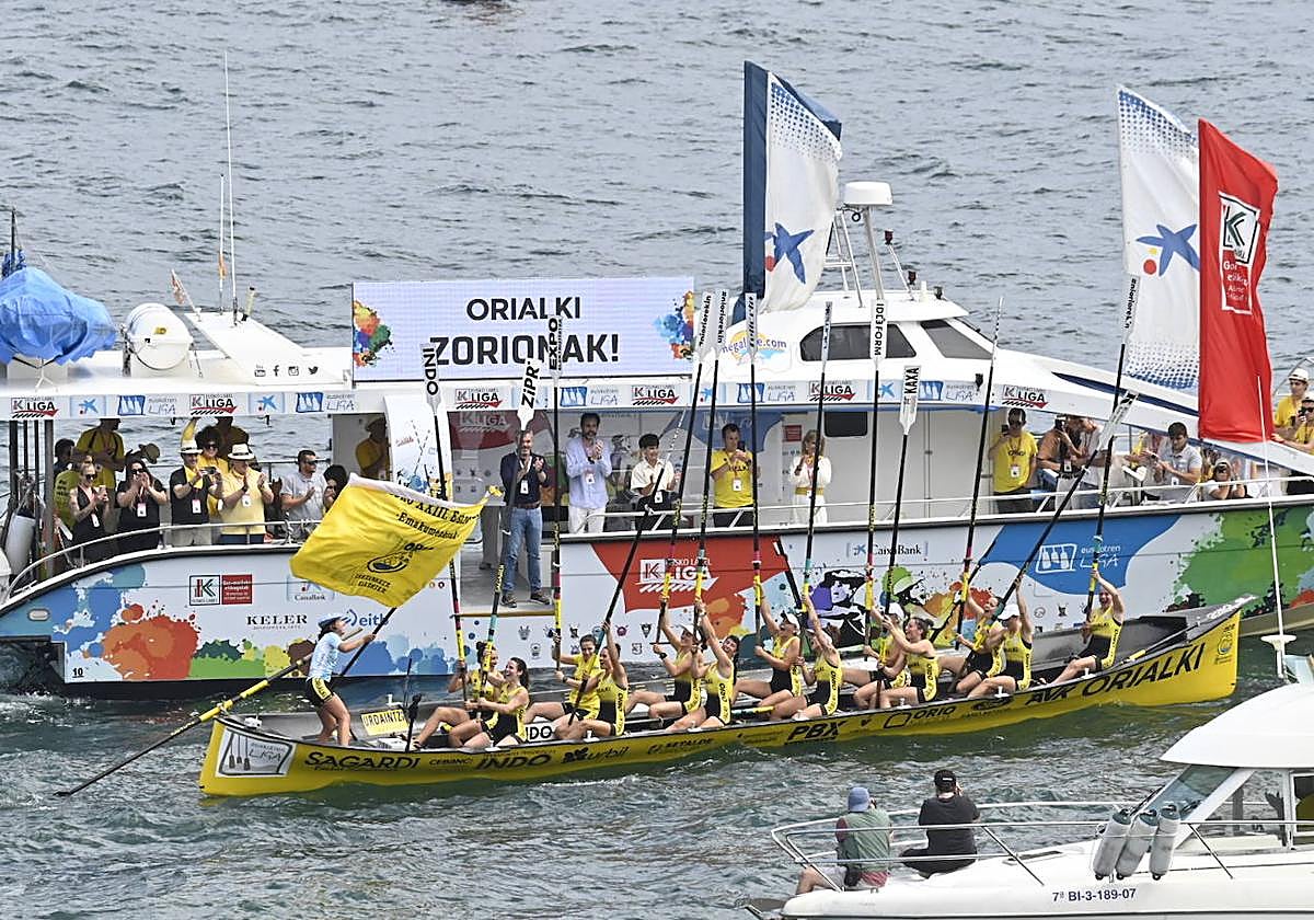 Las remeras de Orio celebran su victoria