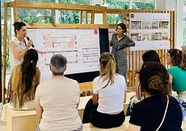 Las profesionales de Juntura en la presentación realizada en Eltzia.