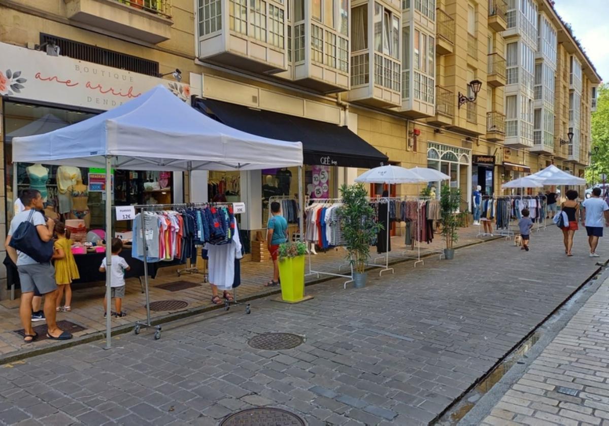 Cada comercio adecuará sus carpas frente a los establecimientos.