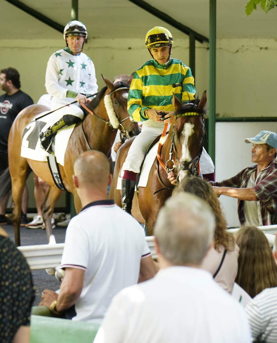 &#039;Philau&#039; y &#039;Salmarak&#039; visten de gala hasta en el aperitivo