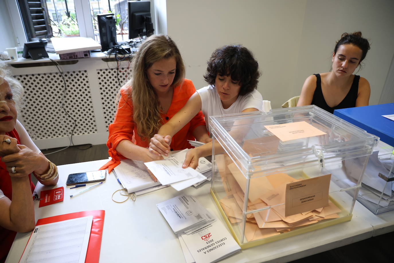 El voto por correo llega a las mesas