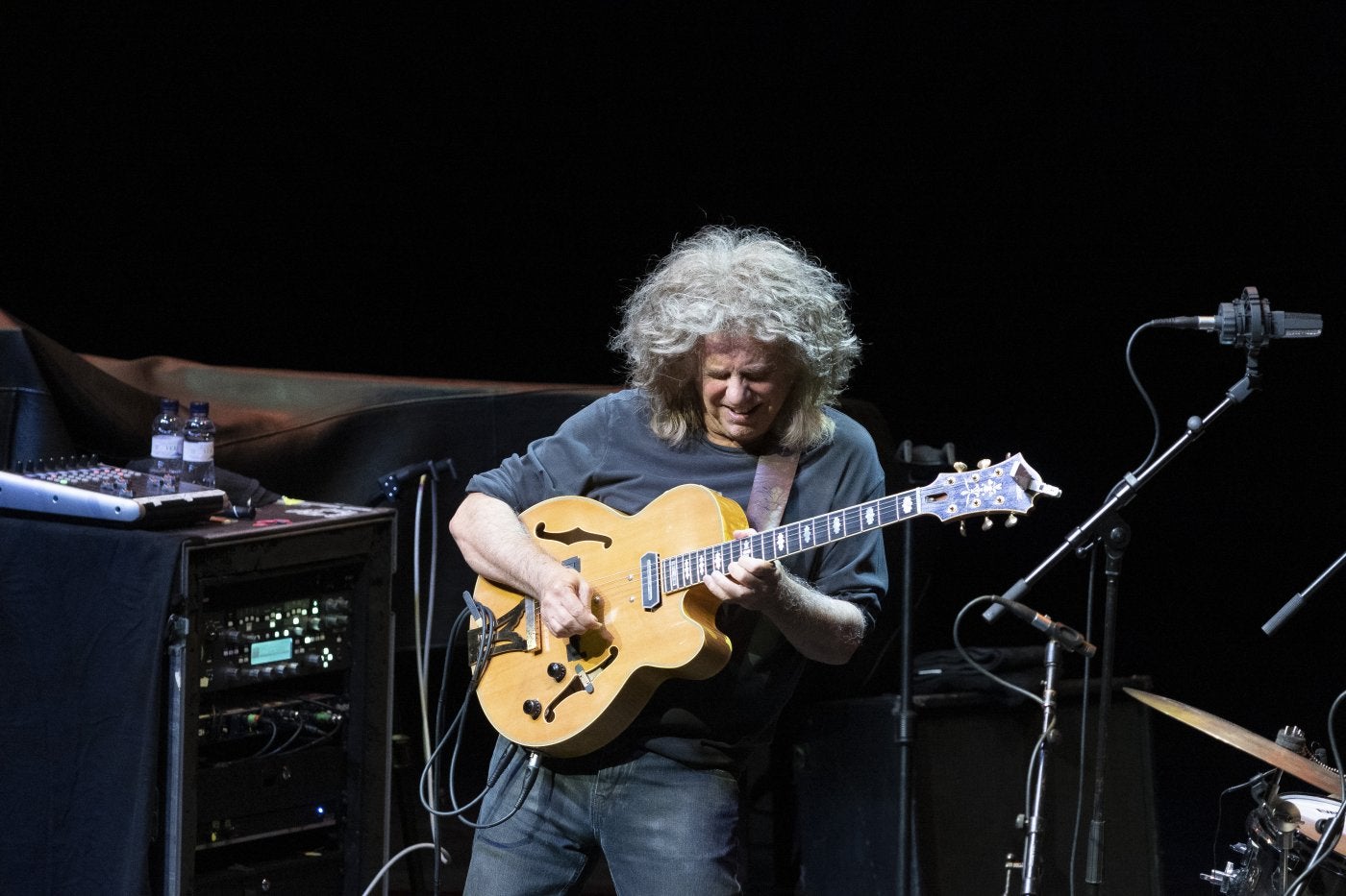 Pat Metheny durante su actuación en el Kursaal.