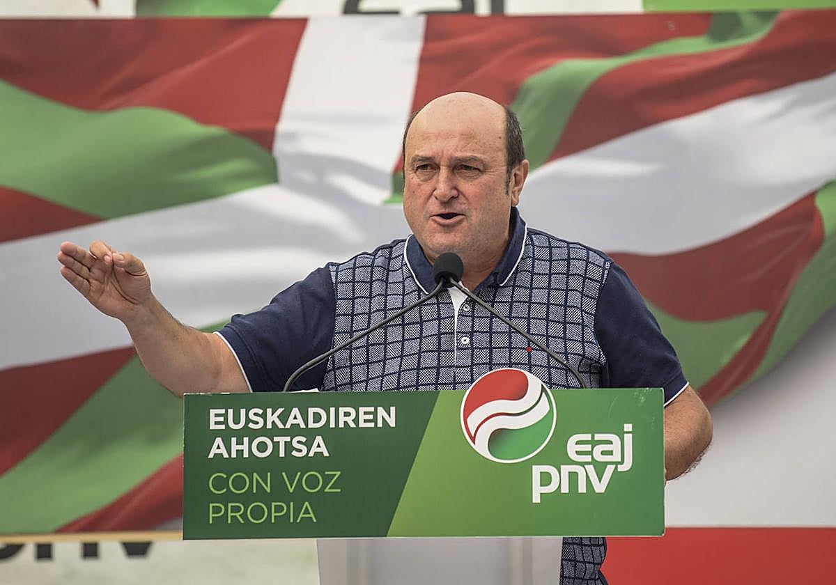 Ortuzar durante un mitin en Getxo.