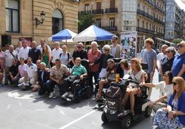 Responsables municipales y entidades colaboradoras en la presentación de la Semana Grande.