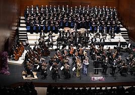 La Filarmónica de Róterdam y el Orfeón Donostiarra ofrecieron un gran espectáculo en un Kursaal lleno.