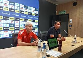 Cristian Gutiérrez acompañado de César Palacios.