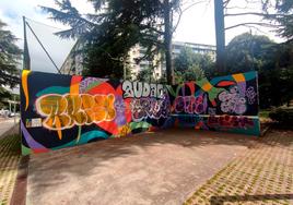 Los grafitis destrozan el esfuerzo de los vecinos