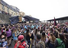 Los Piratak asaltan el puerto de Donosti