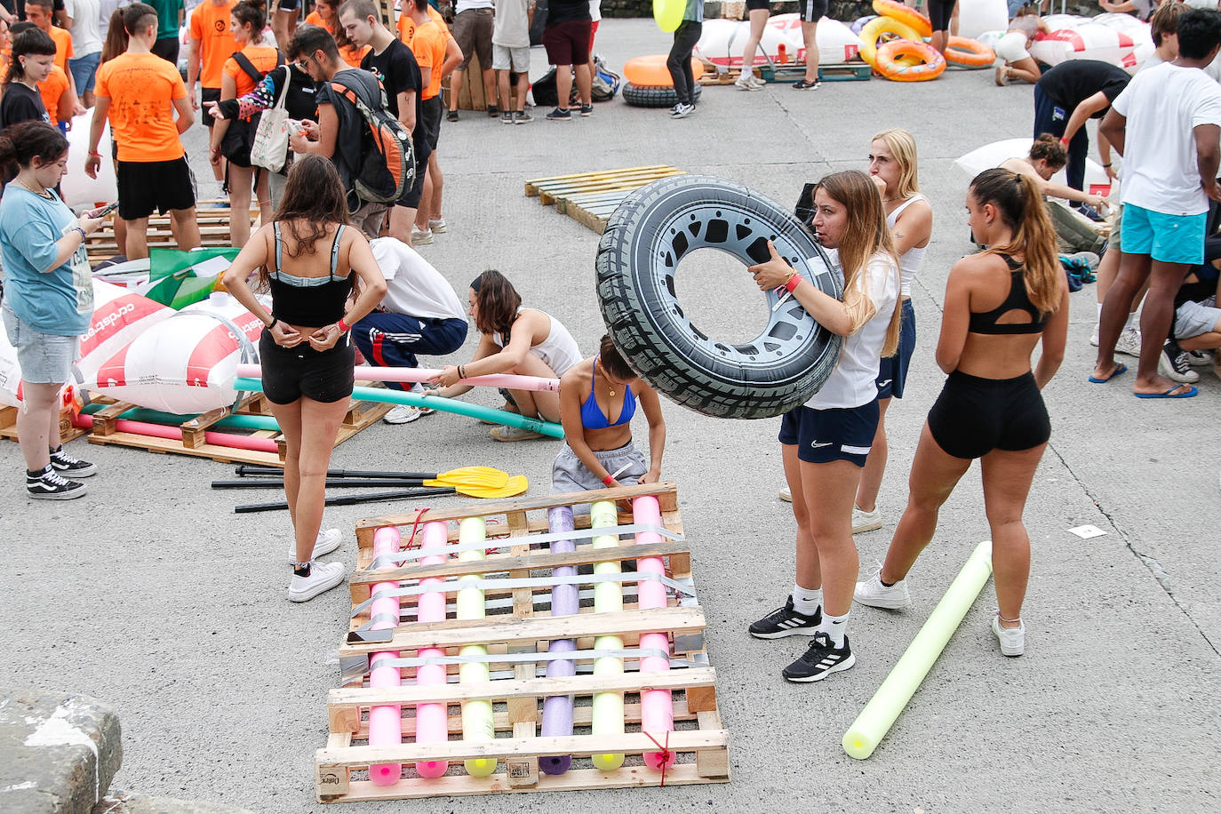 Los piratas ultiman su abordaje