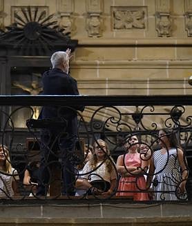 Imagen secundaria 2 - Emoción en la basílica con La Salve