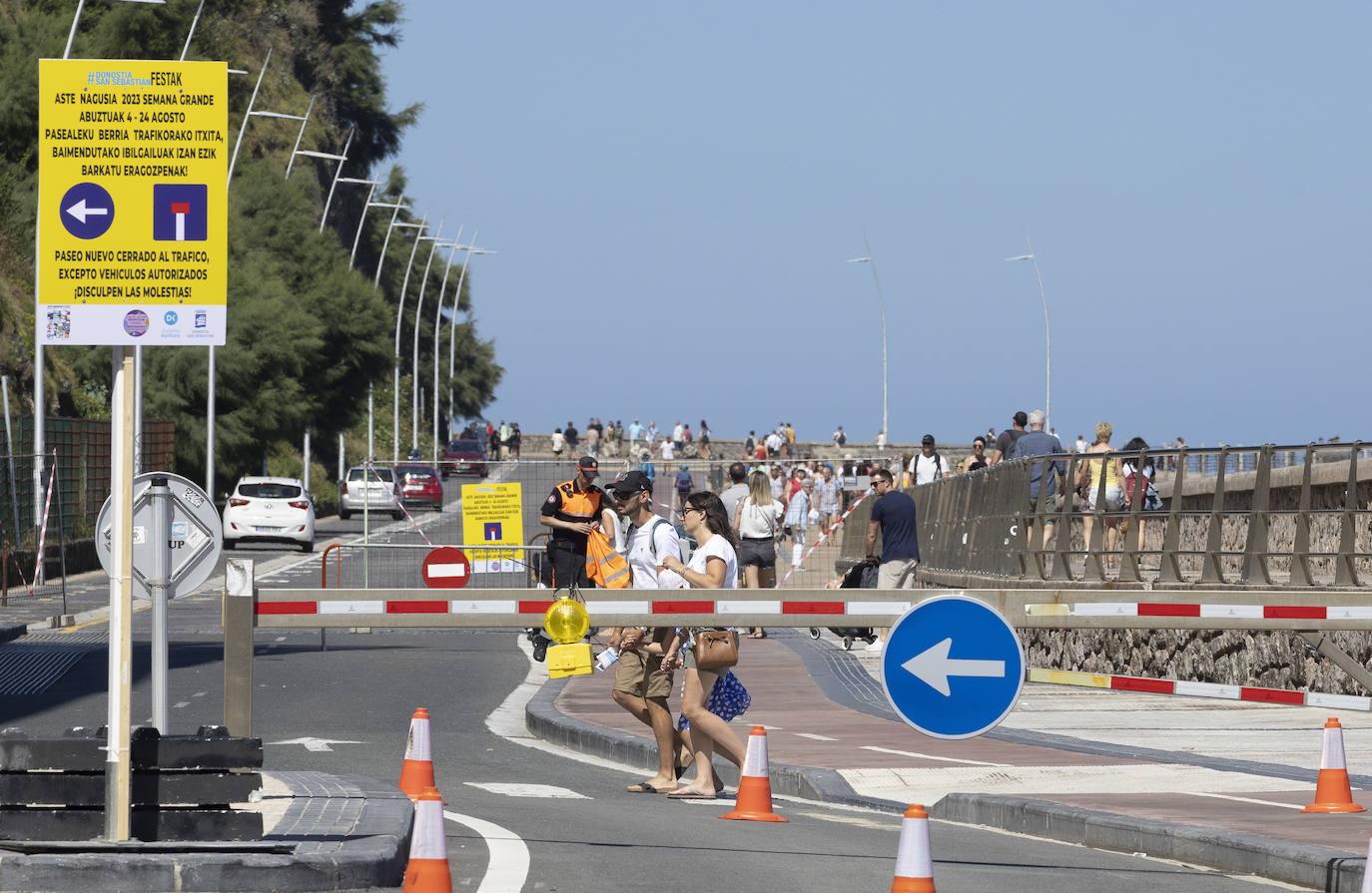 Un día en las ferias del Paseo Nuevo