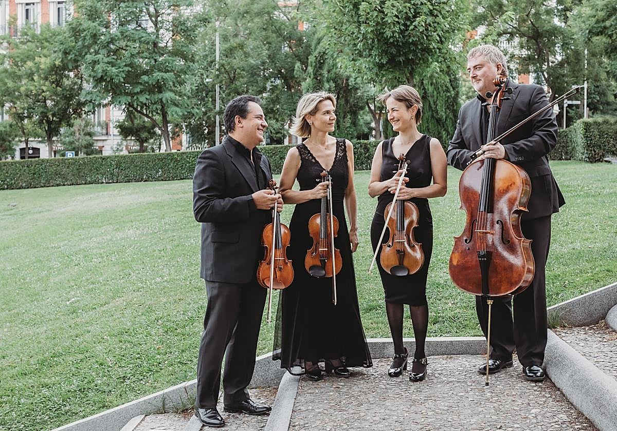 Los componentes del cuarteto Bretón, en una imagen promocional.