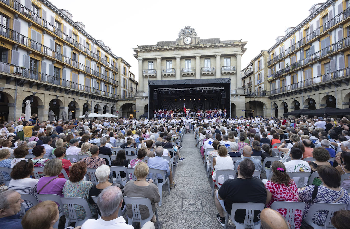 &#039;Agur asteari&#039;