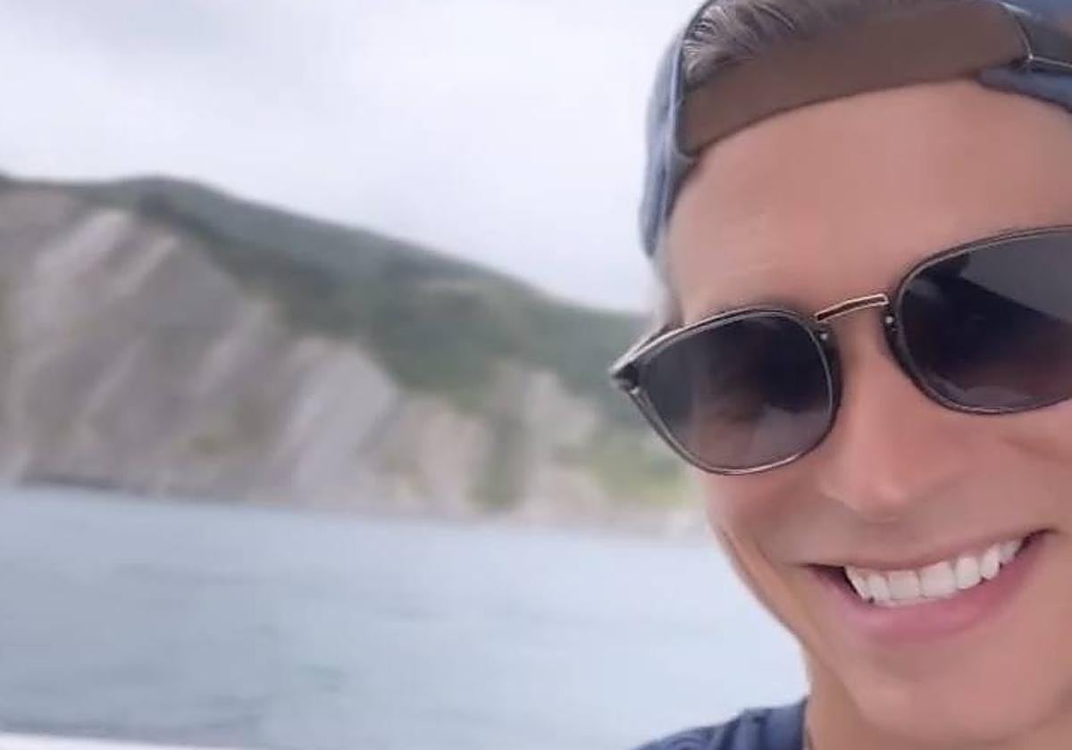 Carlos Baute, en la costa de Zumaia.