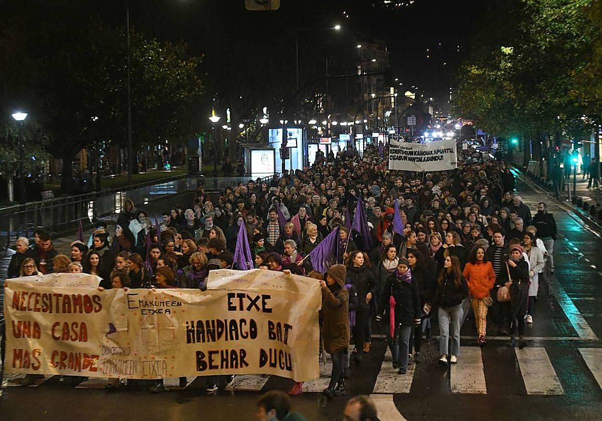 Manifestación en San Sebastián contra la violencia machista.
