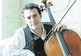 El violonchelista muniqués Adolfo Gutiérez Arenas, en una imagen promocional.