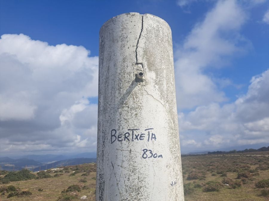 Bertzeta, espectaculares vistas al nacedero del Nervión
