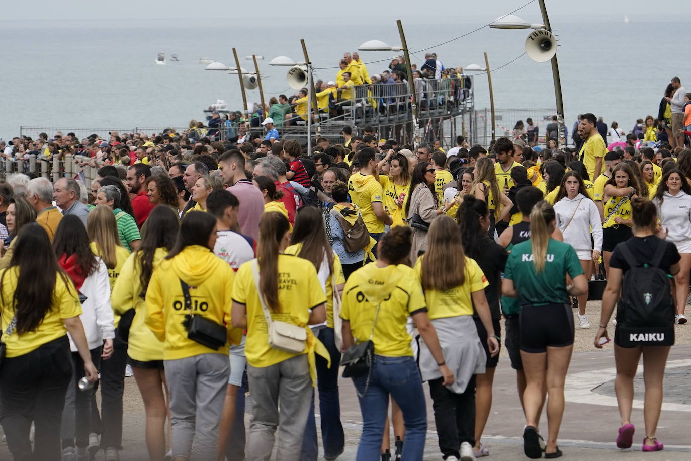 Gran ambiente en Donostia en la primera jornada de la Bandera de La Concha