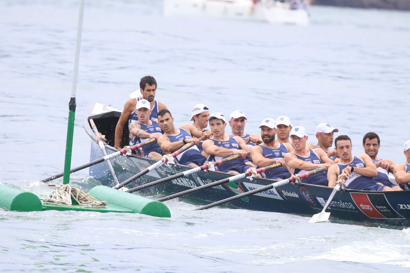 Las mejores imágenes de la regata masculina