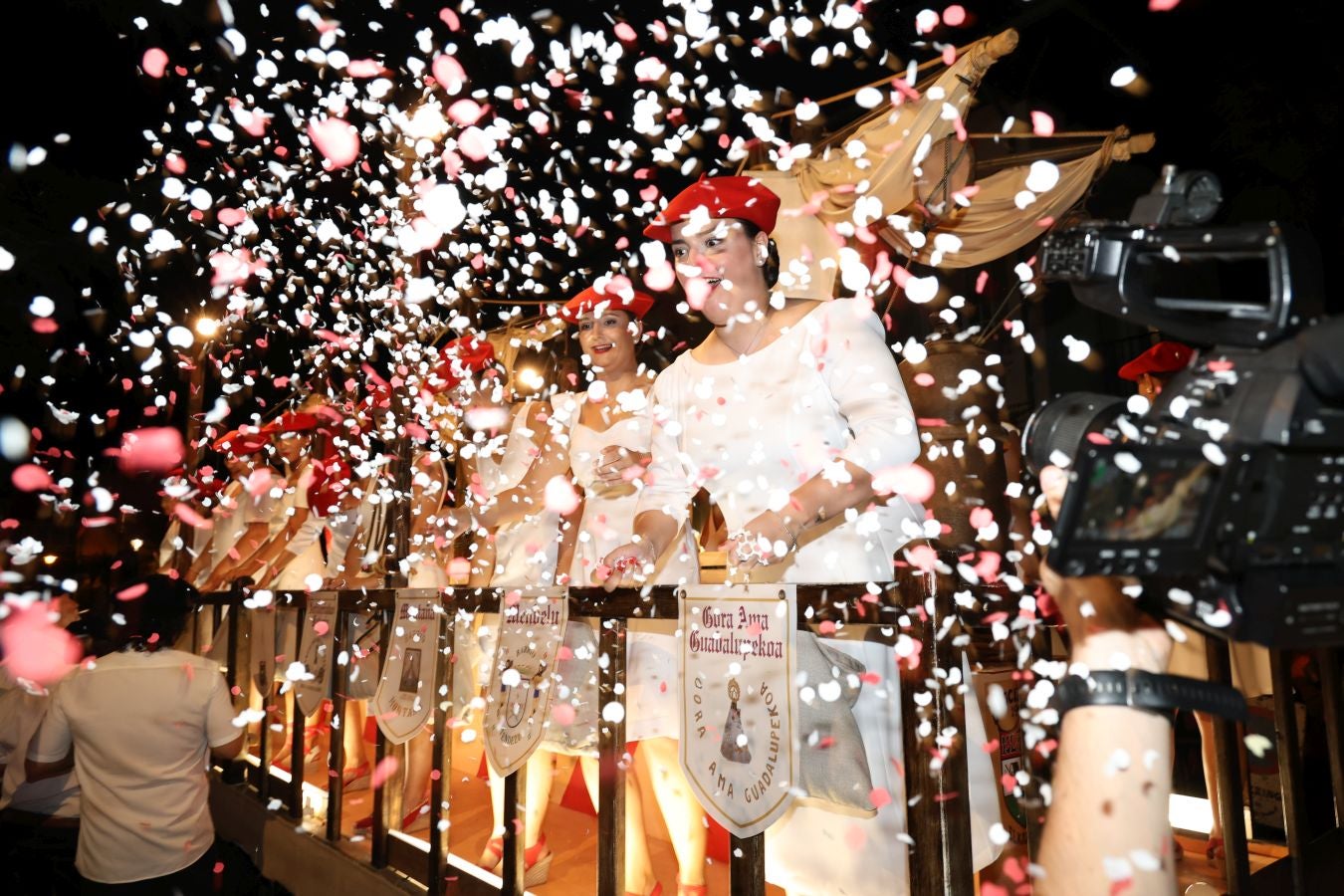 La presentación de las cantineras, en imágenes