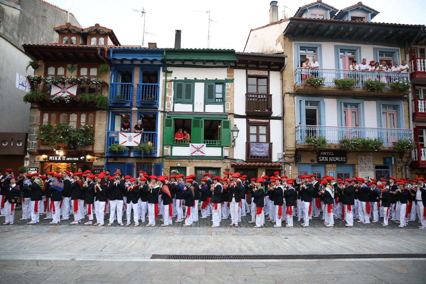 Fiesta de la compañía Jaizkibel