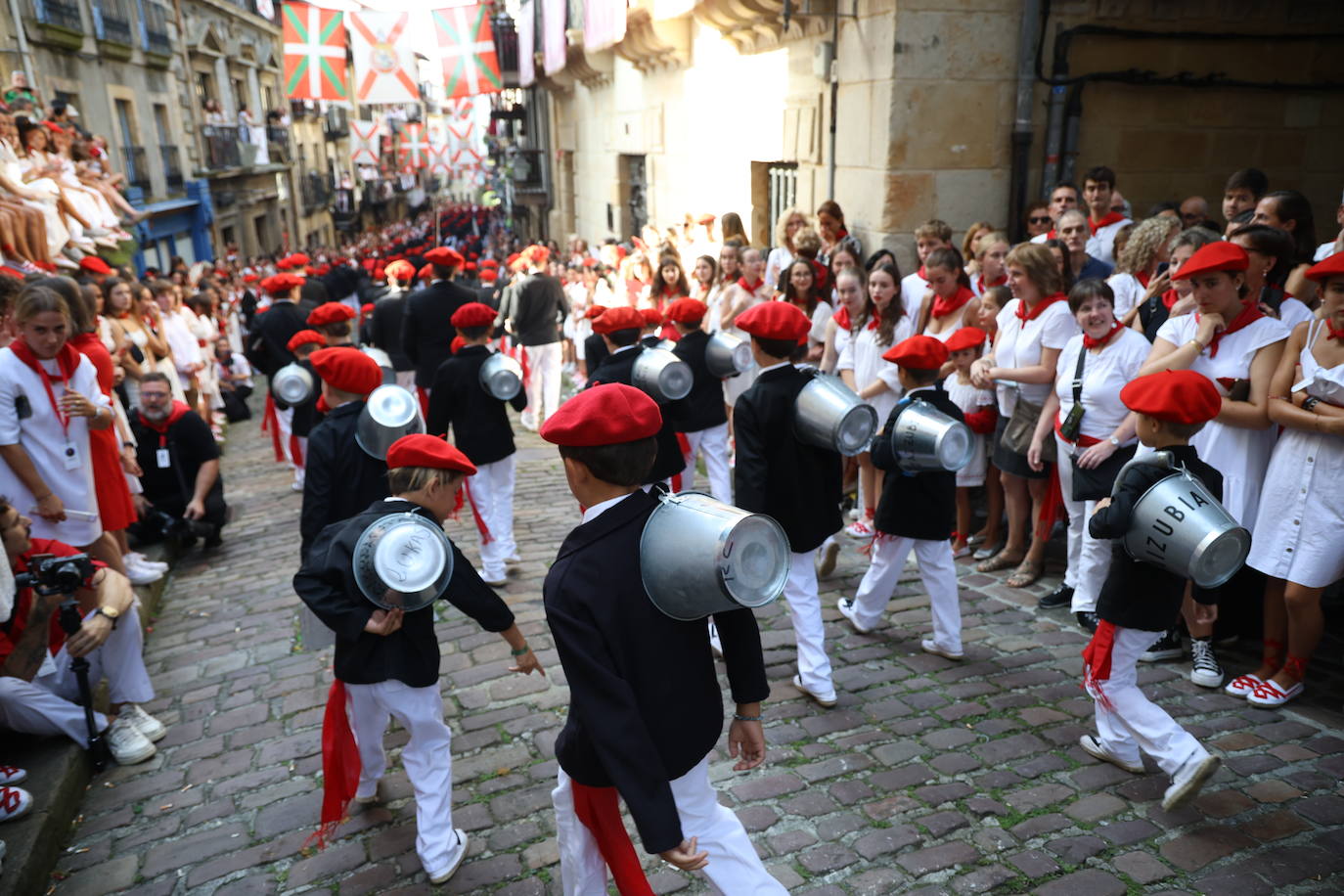 El Alarde de Hondarribia recorre las calles