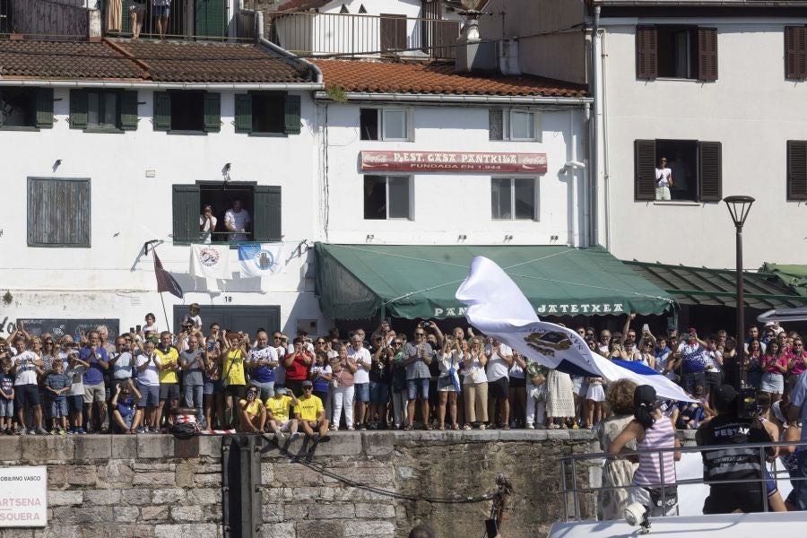 Las aficiones toman Donostia en el gran día del remo