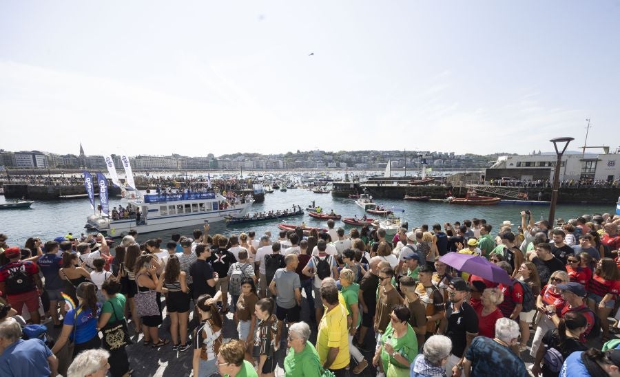 Las aficiones toman Donostia en el gran día del remo