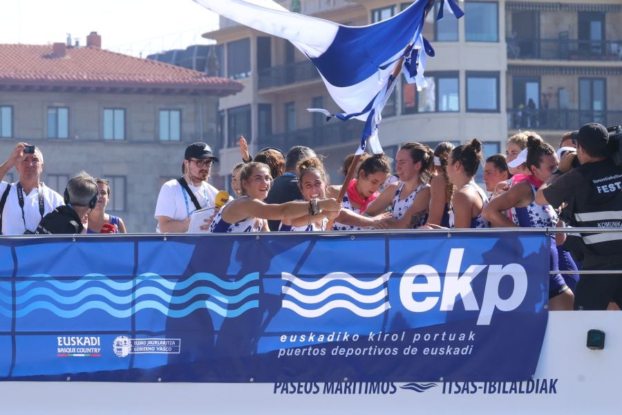 Arraun Lagunak celebra su victoria