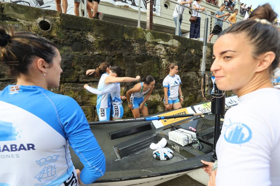 Exhibición de Arraun Lagunak en la Bandera de La Concha