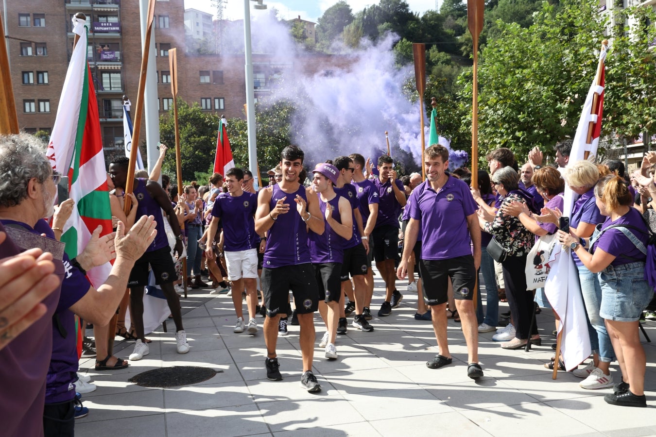 Recibimiento por todo lo alto en San Pedro
