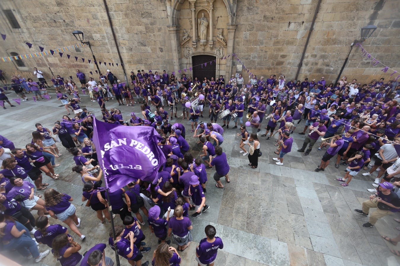 Recibimiento por todo lo alto en San Pedro