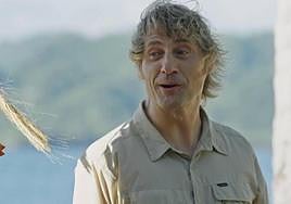 Julian Iantzi, presentador de El Conquistador junto a Raquel Sánchez Silva.