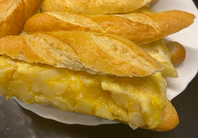 Pintxos de tortilla de patatas del Museo del Vino de Oiartzun.