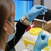 Salud abona 222 millones al año a la sanidad privada