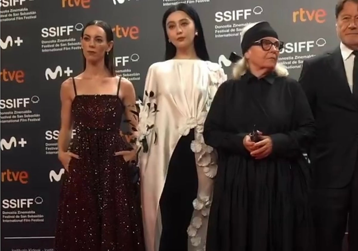 Imagen principal - Vicky Luengo, Fan Bing Bing, Gorka Otxoa, Cayetana Guillén, Bob Pop, Eva Hache y Dominic West con sus atuendos 