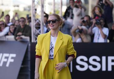 Jessica Chastain ilumina Donostia con su glamour reivindicativo