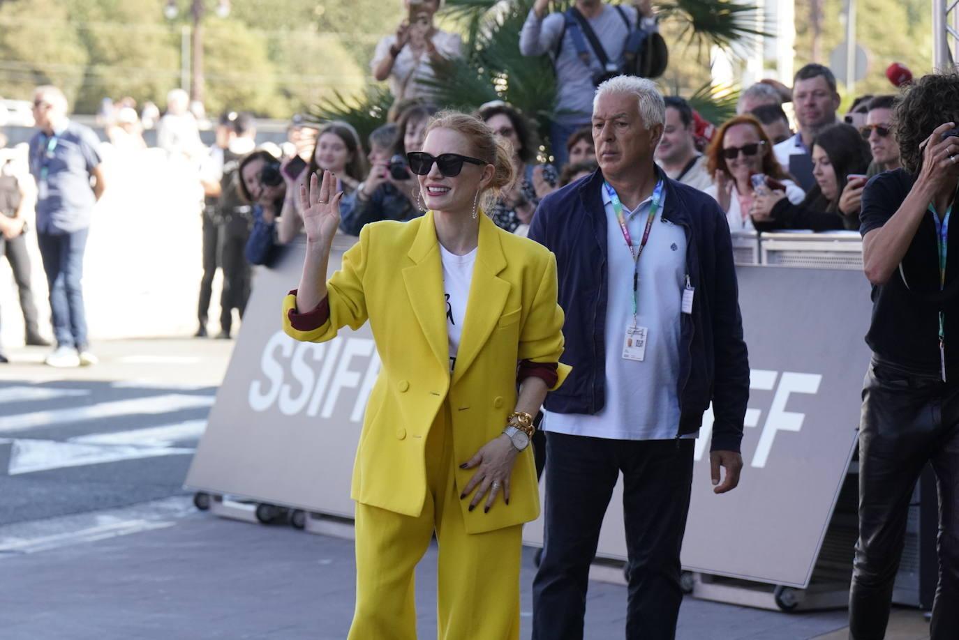 Jessica Chastain ilumina Donostia con su glamour reivindicativo