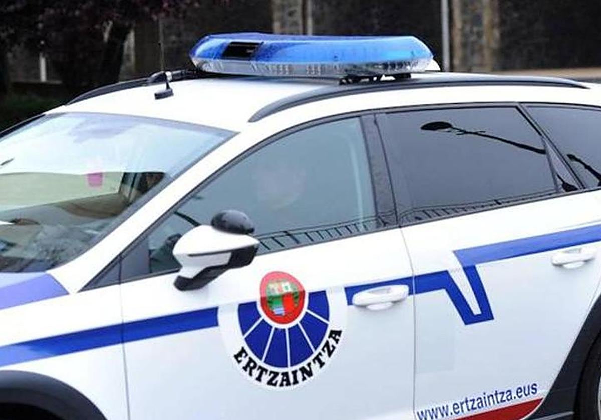 Amenaza con dos escopetas a unos operarios de una compañía eléctrica en una zona rural de Bergara