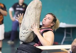 Karmele Gisasola, en pleno esfuerzo en Zarautz.
