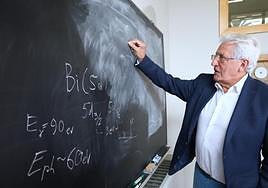 Pedro Miguel Etxenike: «Quien tiene pasión por algo, lo transmite»