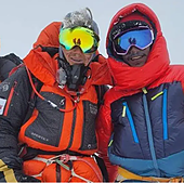 Sebastián Arizpe y Max Álvarez, los alpinistas que abandonaron al porteador paquistaní, ahora se ofrecen a ayudarle