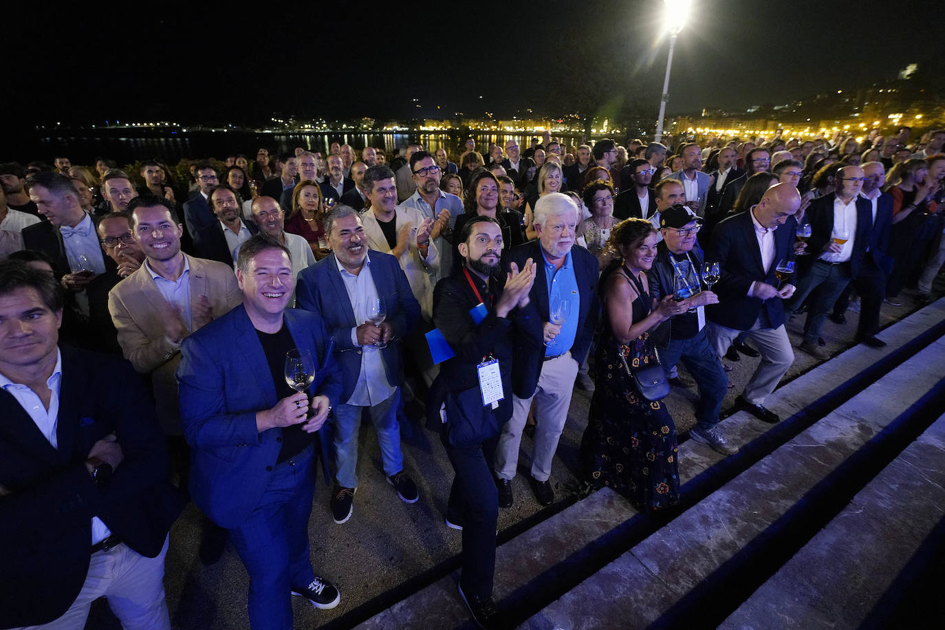 Homenaje a la familia Arbelaitz en el banquete de Miramar