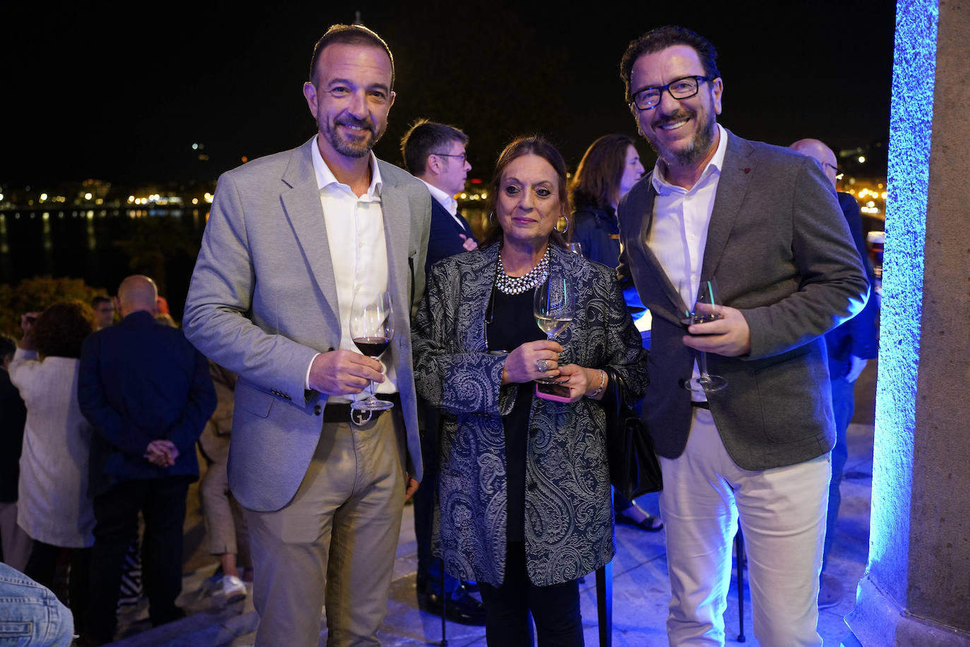 Homenaje a la familia Arbelaitz en el banquete de Miramar