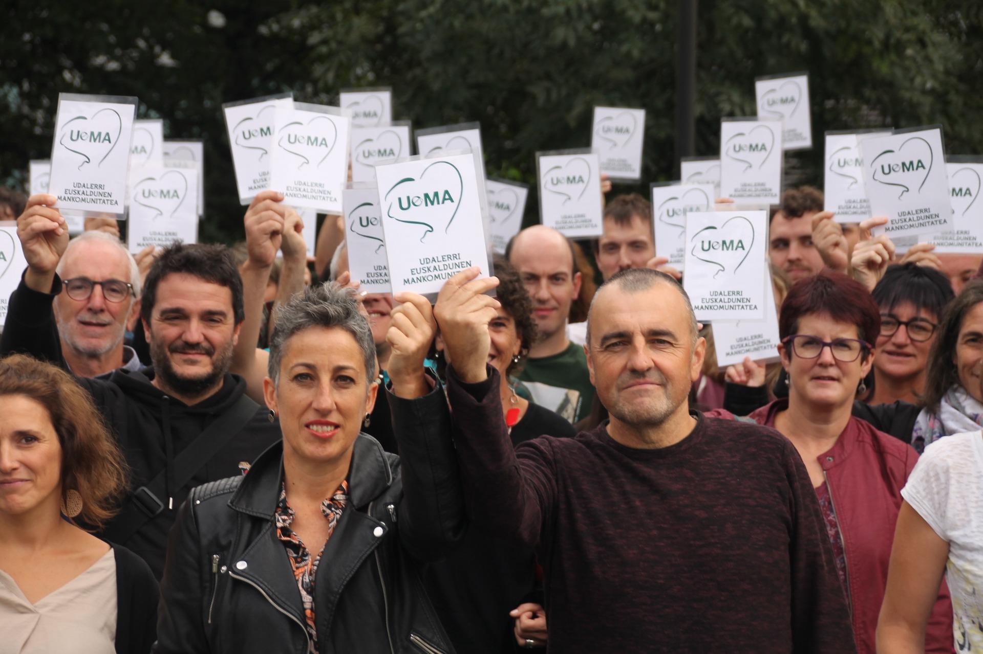 «Oldarraldi judizialari erantzun» eta azaroaren 4ko manifestaziora joateko deia egin du UEMAk