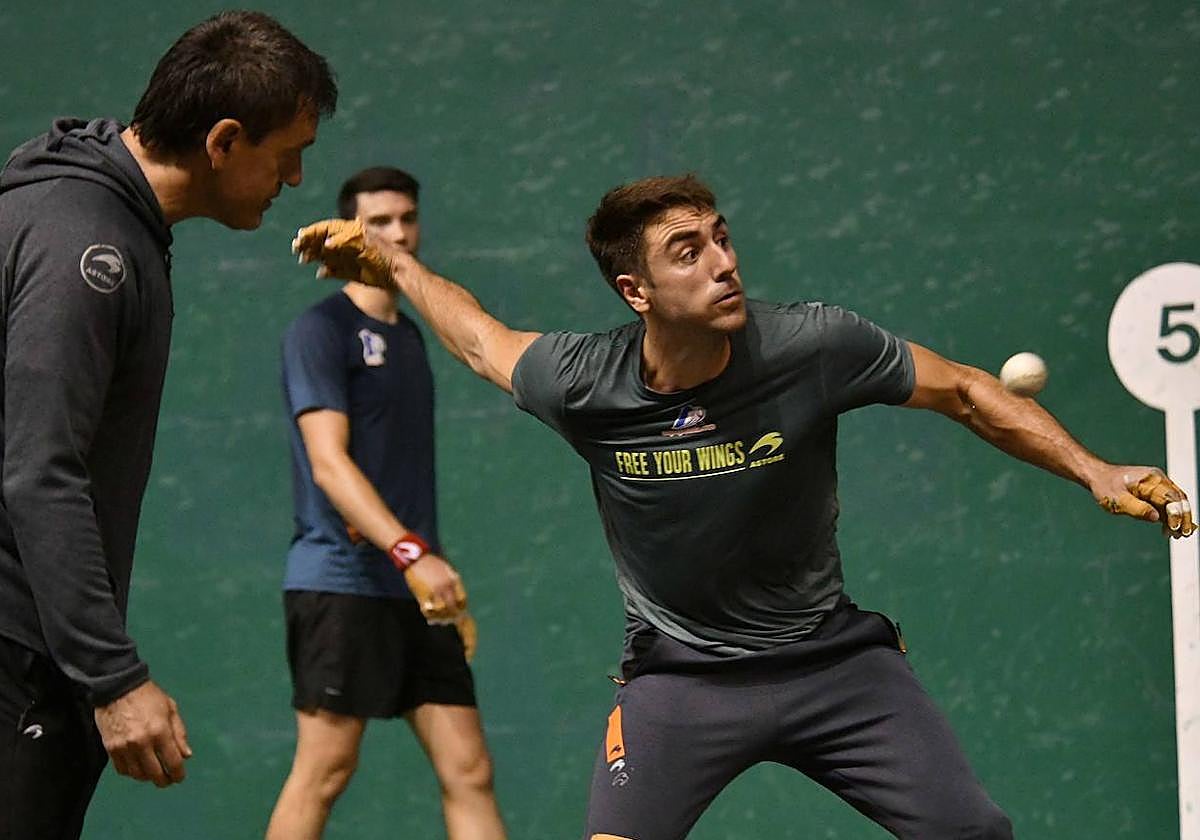 Peio Etxeberria: «Hasta ahora el respeto mutuo me ha pesado más a mí que a Ezkurdia»