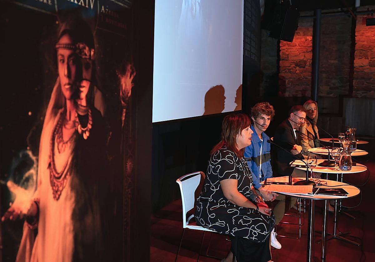 Goizane Álvarez, Jon Insausti, Aitziber Atorrasagasti y Josemi Beltrán en la presentación.