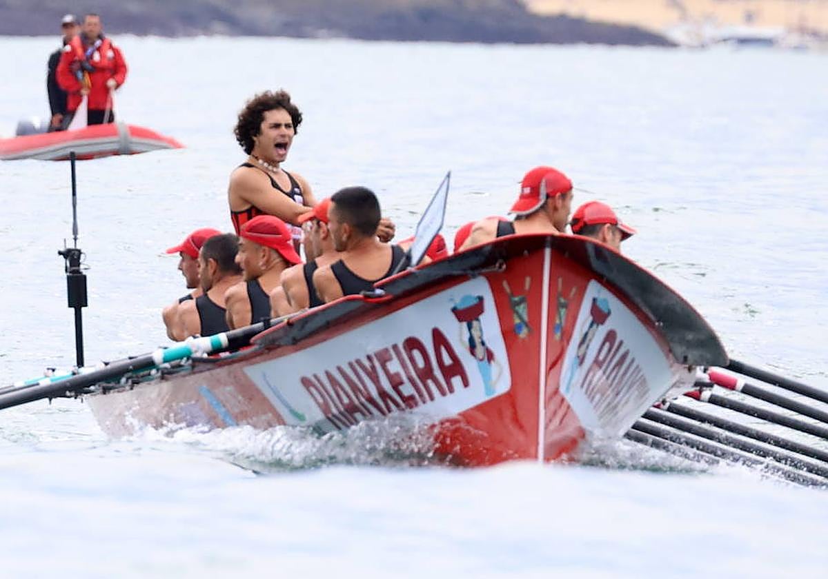 Un remero de Cabo da Cruz dio positivo durante la disputa de la Ikurriña de Zarautz.