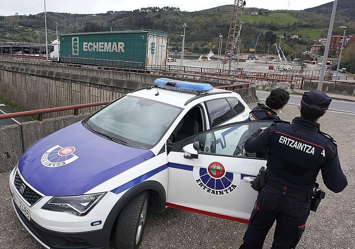 La Ertzaintza intensifica las campañas de control de velocidad